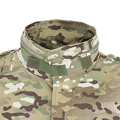 Colletto della giacca dell'uniforme militare