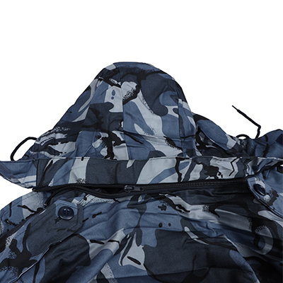 Giacca militare blu con cappuccio staccabile