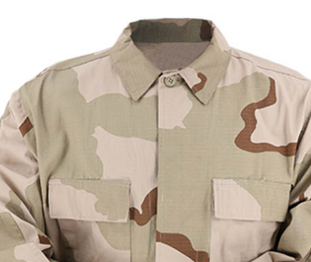 Colletto con risvolto BDU dell'uniforme dell'esercito