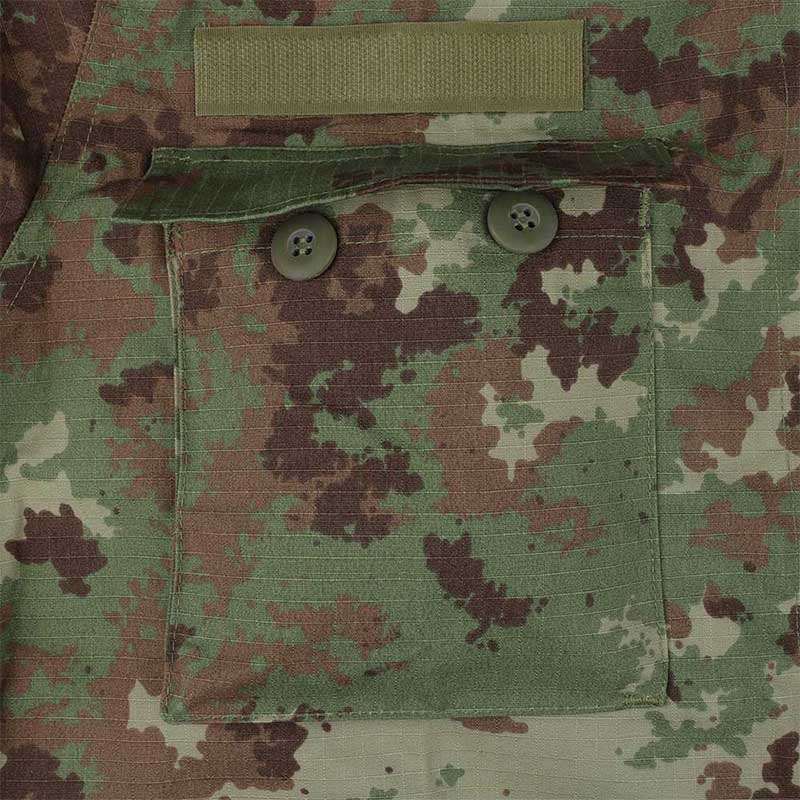 Tasca sul petto dell'uniforme da combattimento