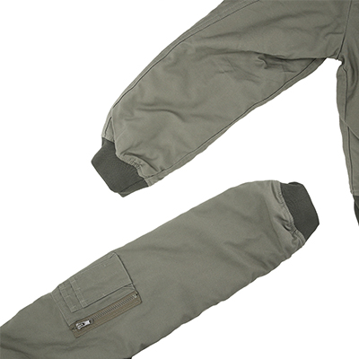 Bomber da volo militare Design umanizzato
