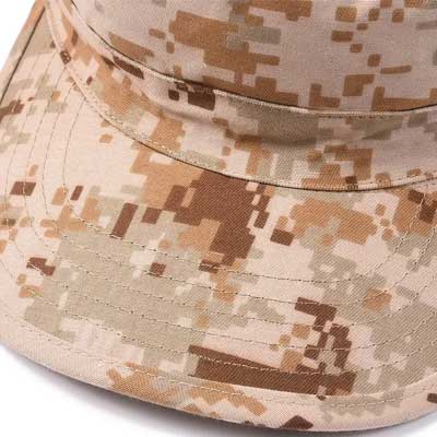 Cuciture multiple esterne del cappello militare